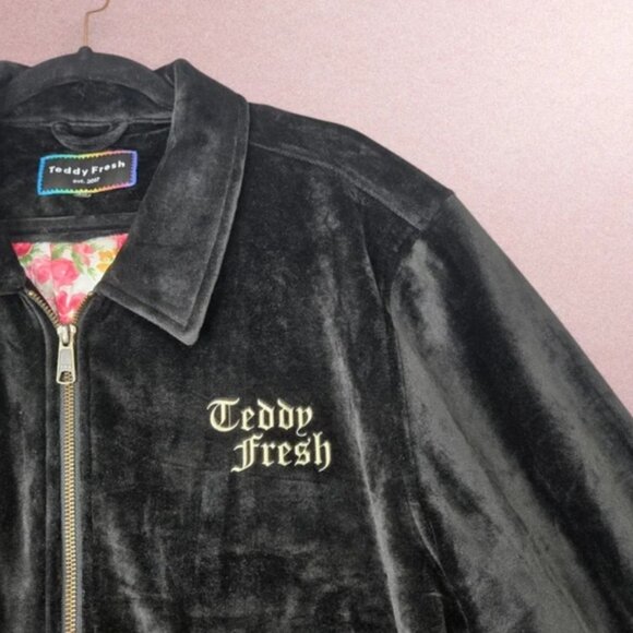 BNWOT Teddy Fresh Black Velour Full-Zip Bomber Jacket, Size XS - Picture 3 of 14